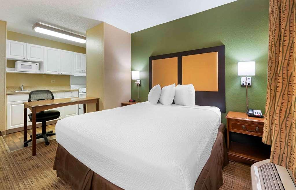 Extended Stay America Suites - West Palm Beach - Northpoint Corporate Park Стая снимка